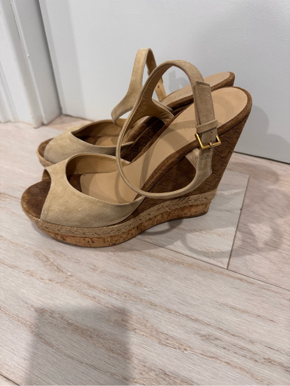 Gucci Tan Suede Wedge Sandals with Ankle Strap - Picture 2 of 10